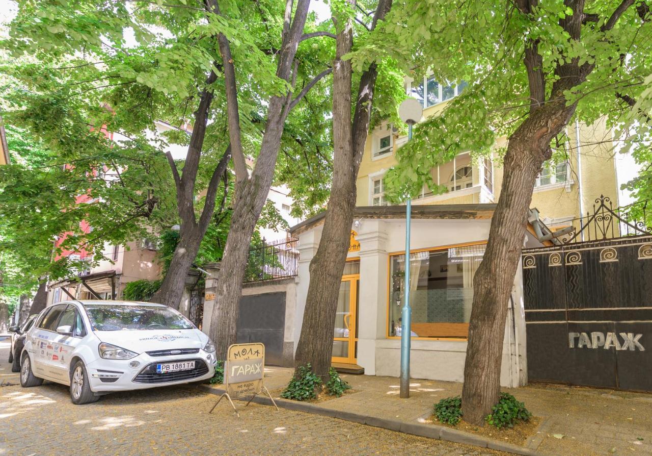 Tomovi Home - Three Bedrooms City Center พลอฟดิฟ ภายนอก รูปภาพ